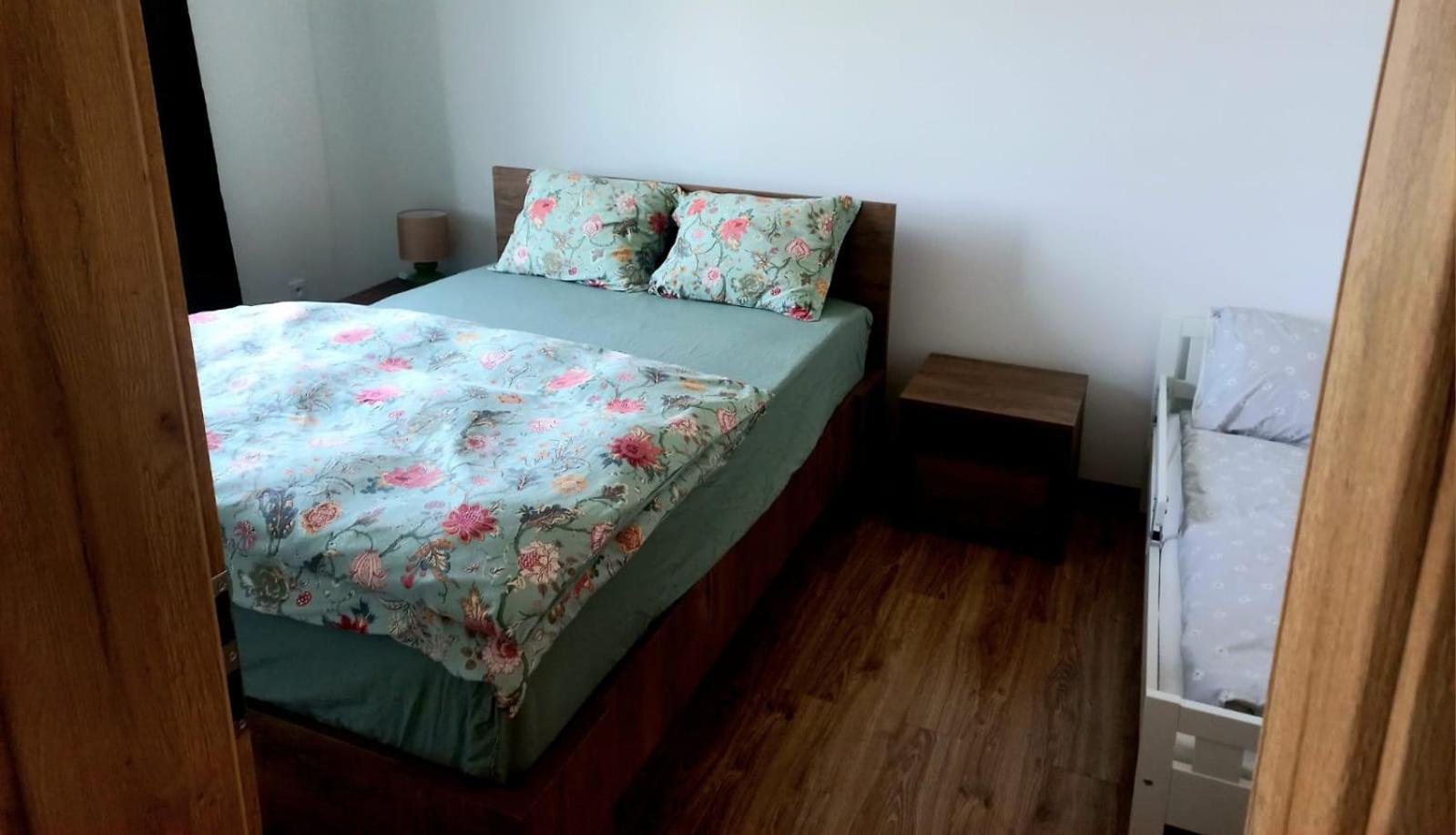 Apartman Violetta Нове-Мєсто-над-Метуї Екстер'єр фото