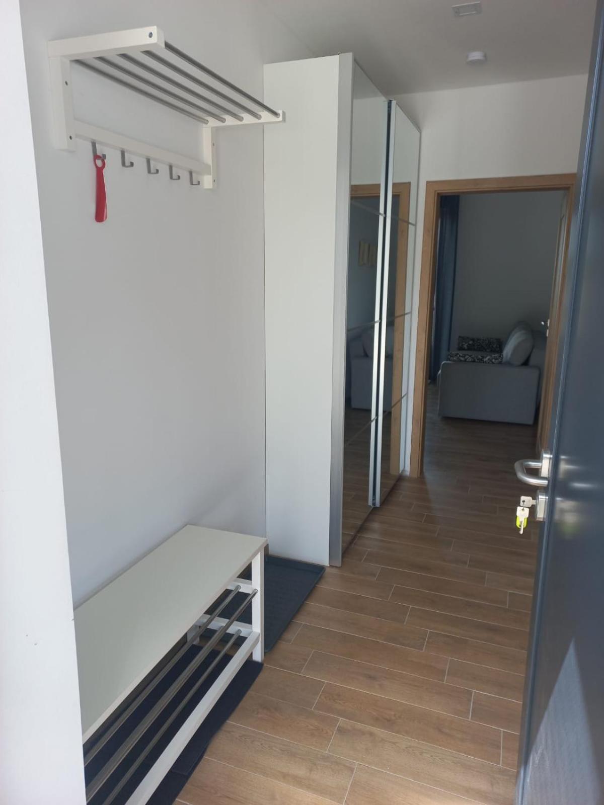 Apartman Violetta Нове-Мєсто-над-Метуї Екстер'єр фото